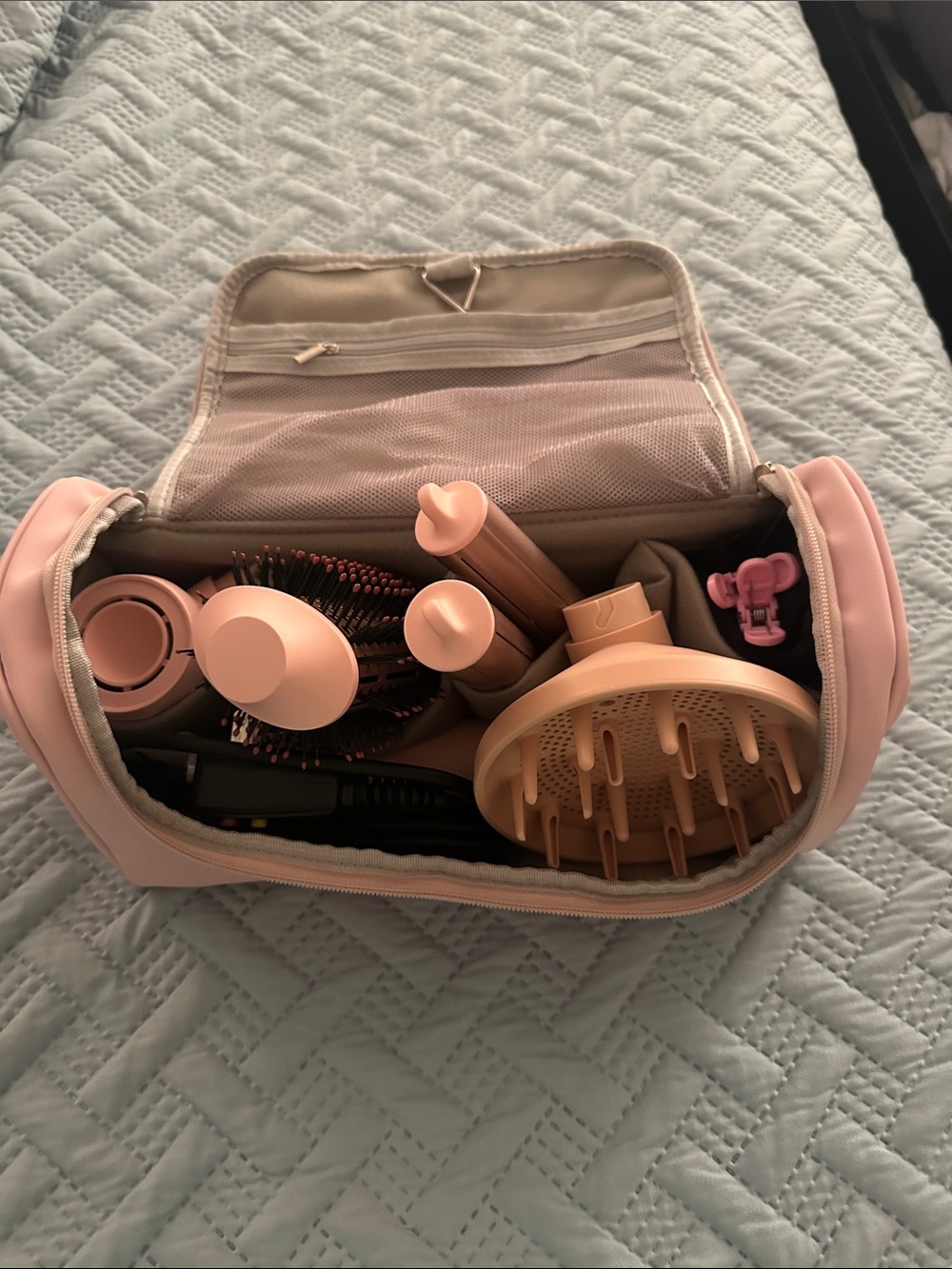 Awesome Soft Pink Travel HairStyling Tools